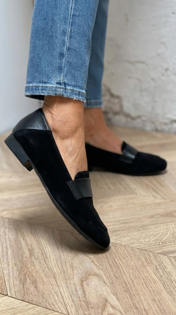MOCASSINO CLASSICO CON FASCIA LISCIA