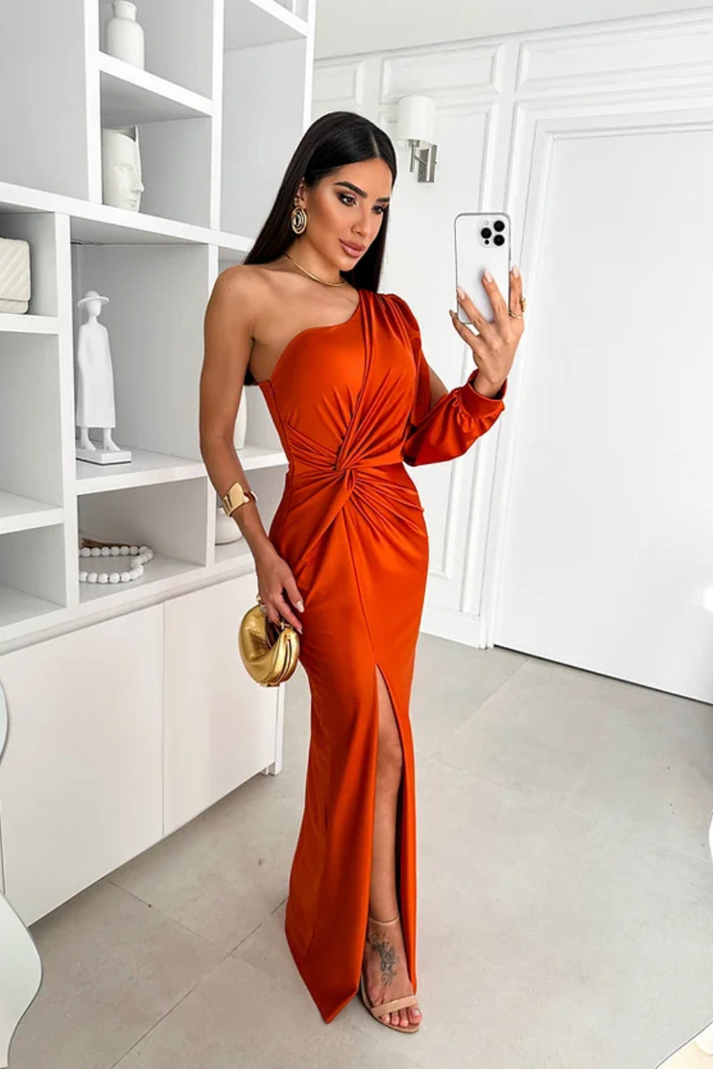 Anna - Silhouette Elegante del Vestito